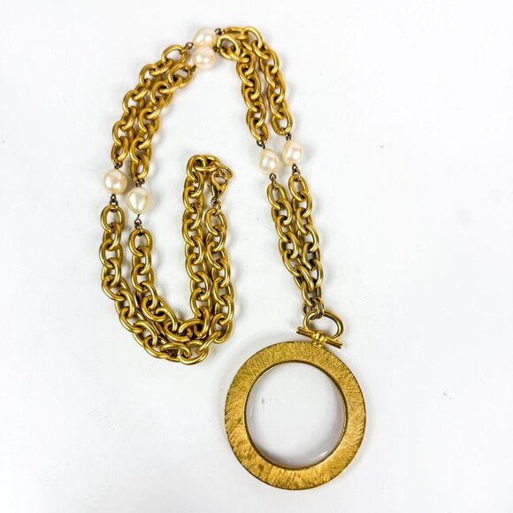 Chunky Chain Faux Pearl Gold Tone Magnifying Glass Loupe Pendant Necklace - Picture 4 of 5